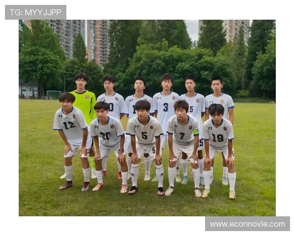 双冠登顶！杨浦男足闪耀上海青少年足球联赛